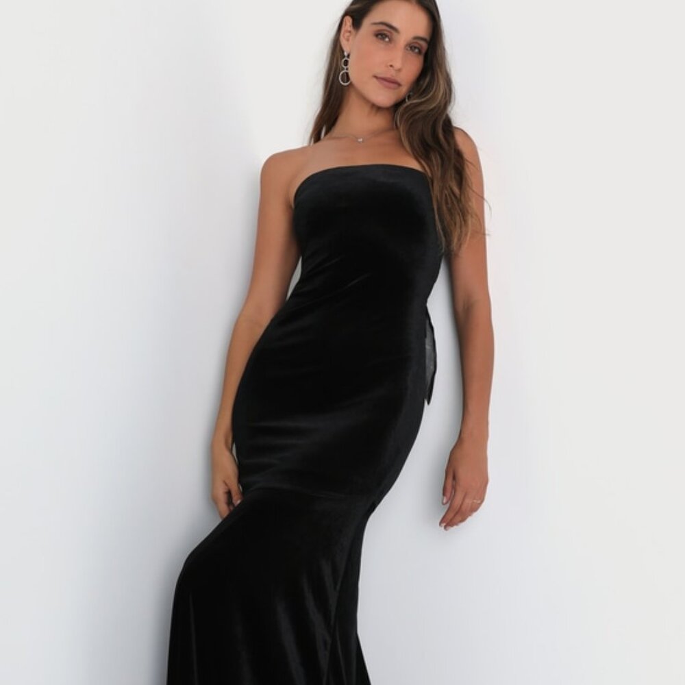 Lulus Mesmerizing Elegance Black Velvet Back Bow Maxi Dress - Size M